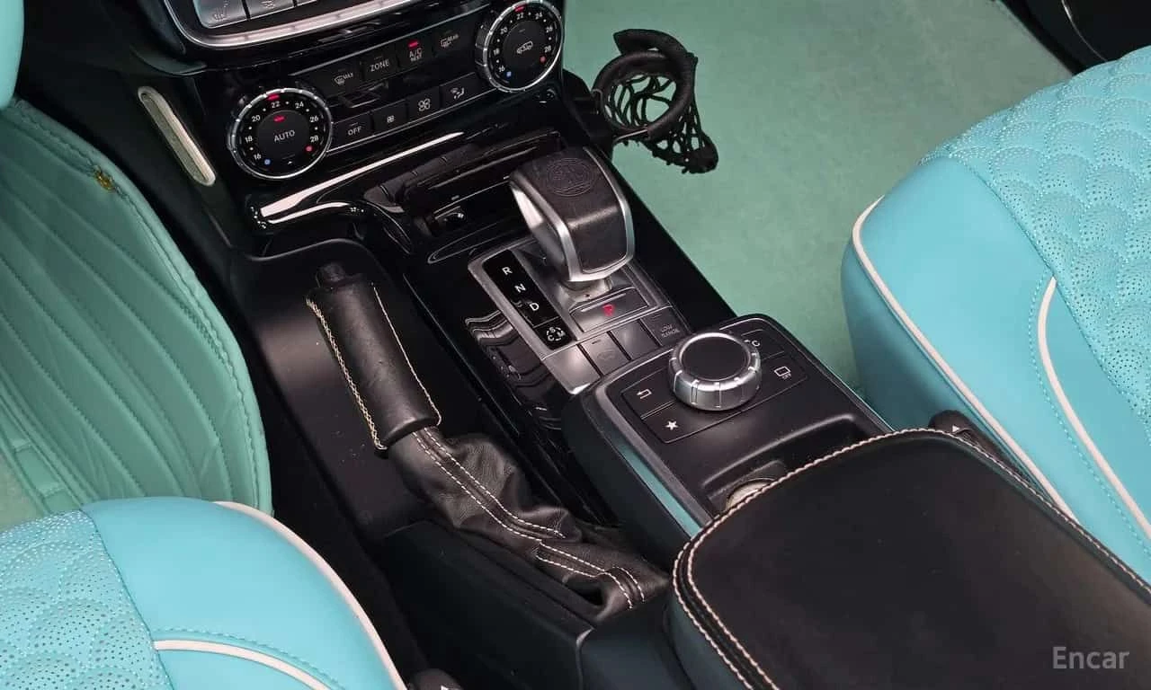 Mercedes-Benz G 63 AMG * G63 * ОПЦИЯ ЗА ФИНАНСИРАНЕ, снимка 9 - Автомобили и джипове - 55574033