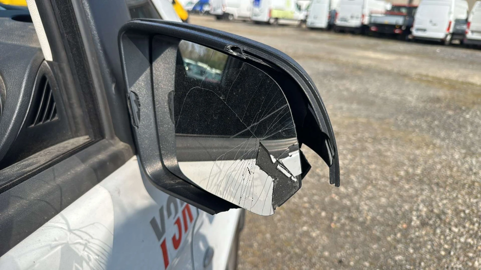 Mercedes-Benz Vito 112 Electric 2023 - 60 kW - DC | Mobile.bg � ����������� 5