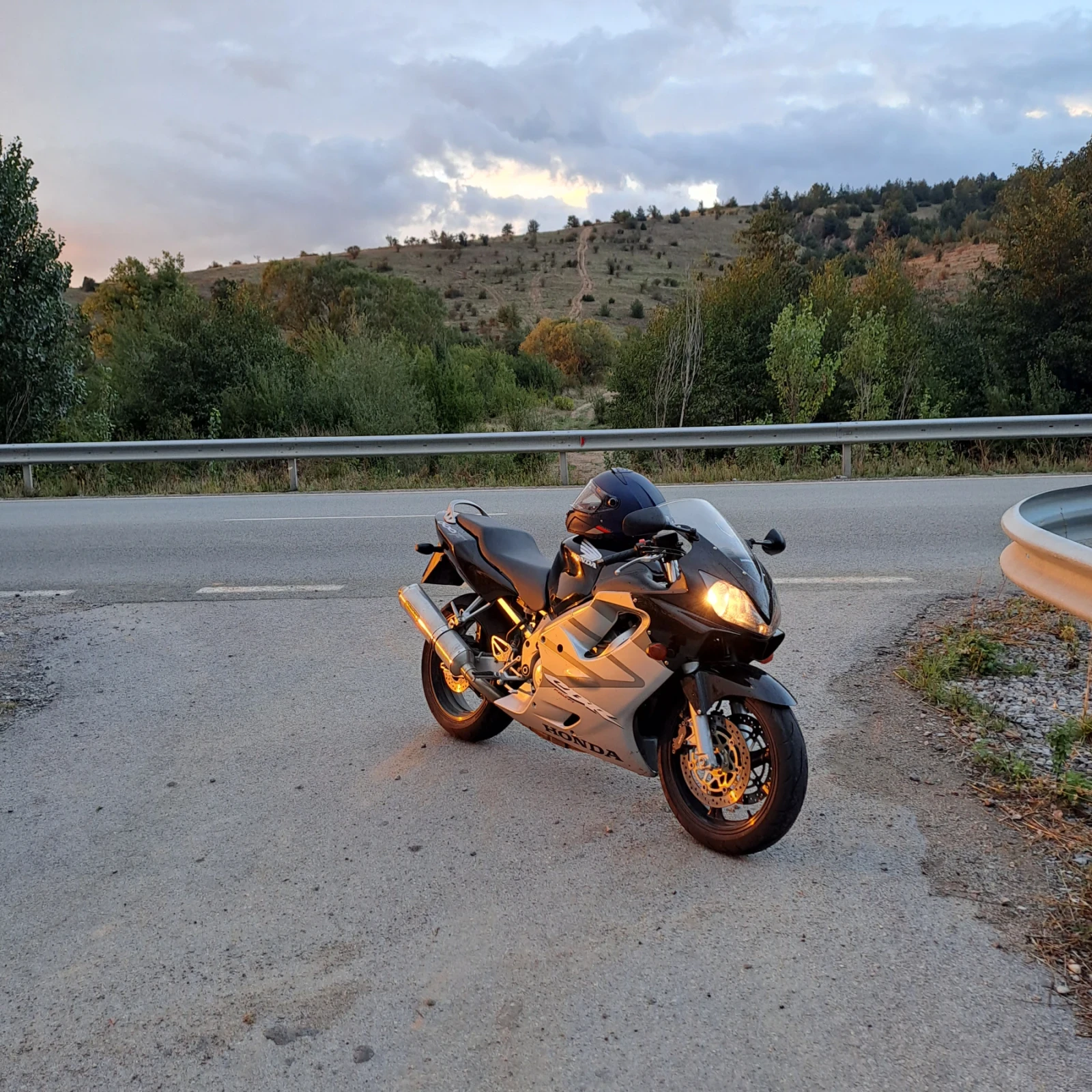 Honda Cbr  - изображение 2