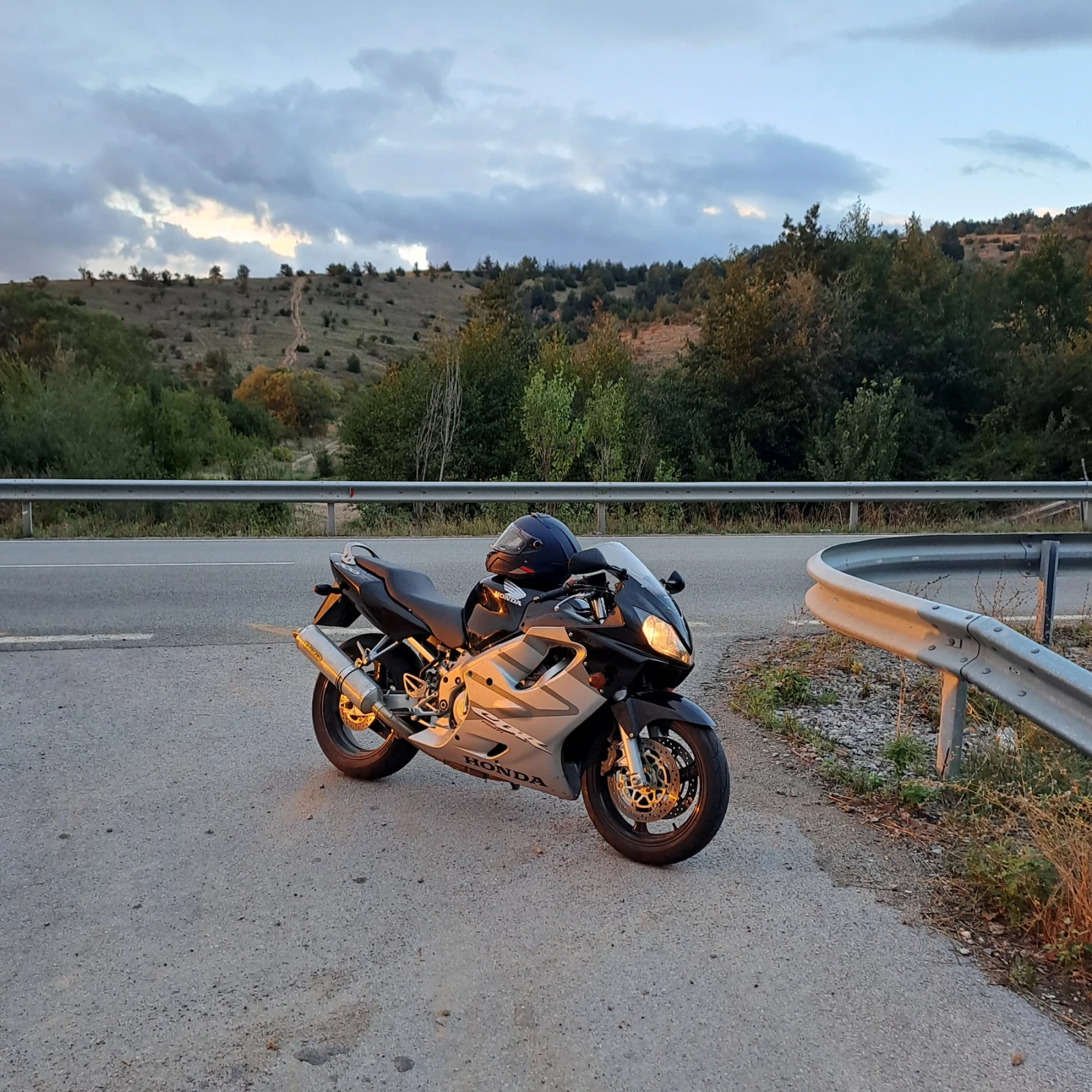 Honda Cbr  - изображение 3