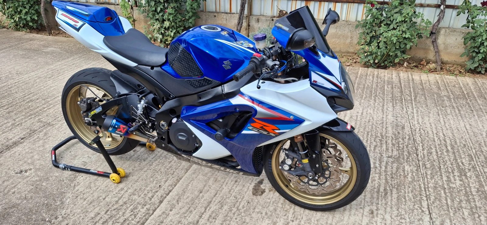 Suzuki Gsxr 1000 K7 - изображение 4