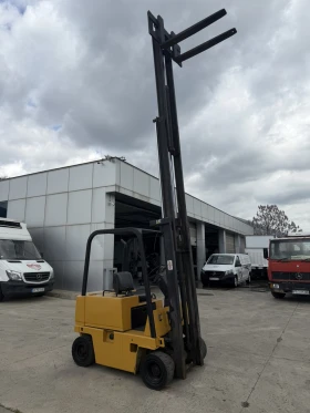 Мотокар Cat V30D , снимка 2