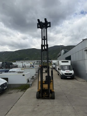 Мотокар Cat V30D , снимка 4