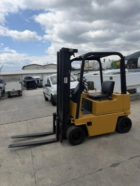 Мотокар Cat V30D , снимка 1