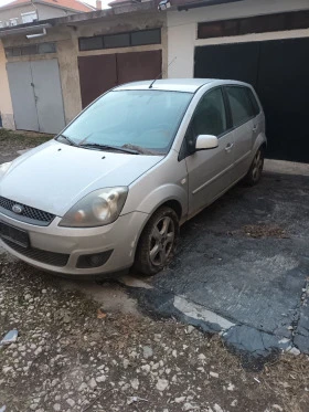 Ford Fiesta 1.4d za shasti, снимка 3