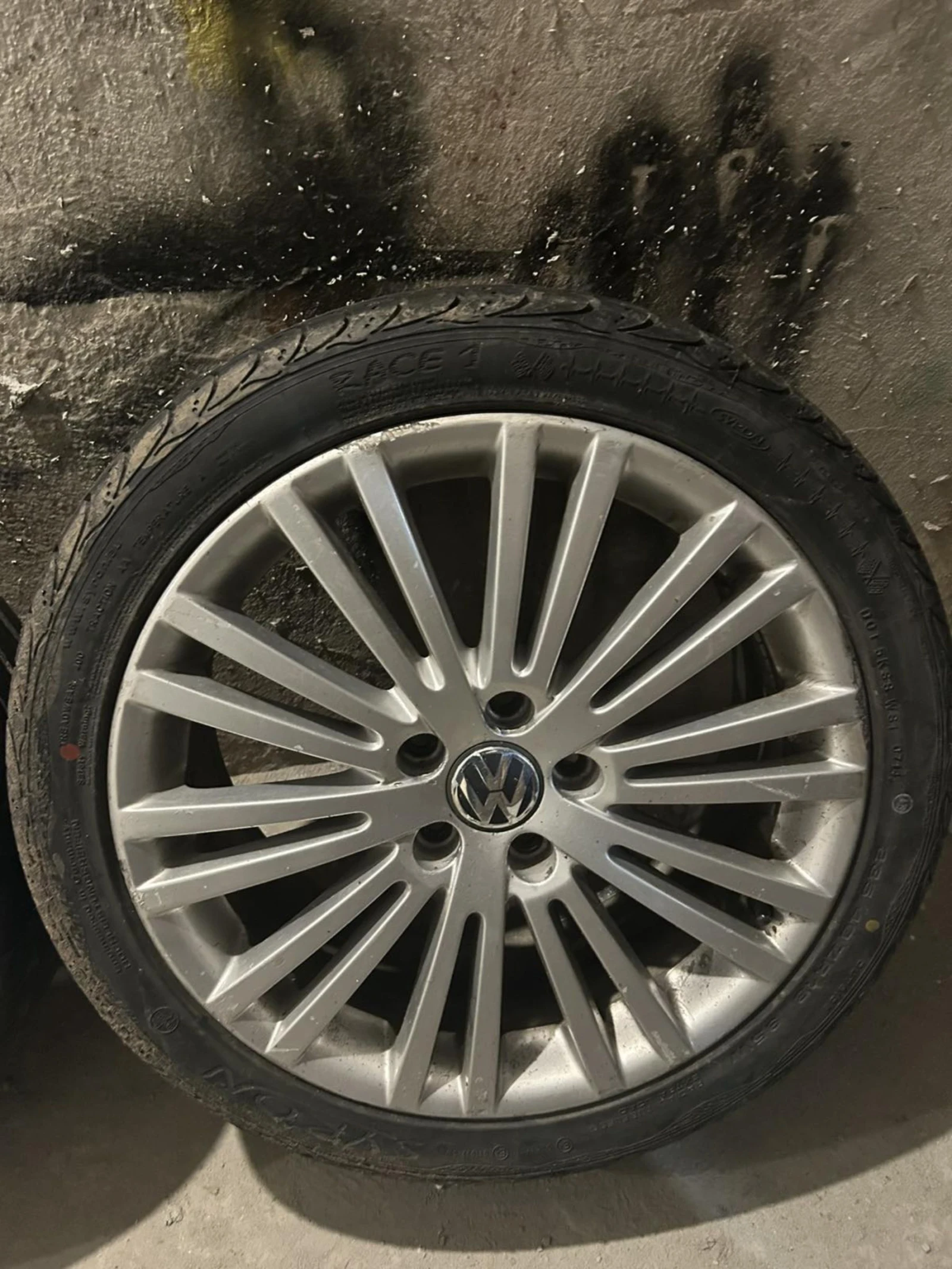 ���� � ������ 235/40R18 �� VW | Mobile.bg � ����������� 7