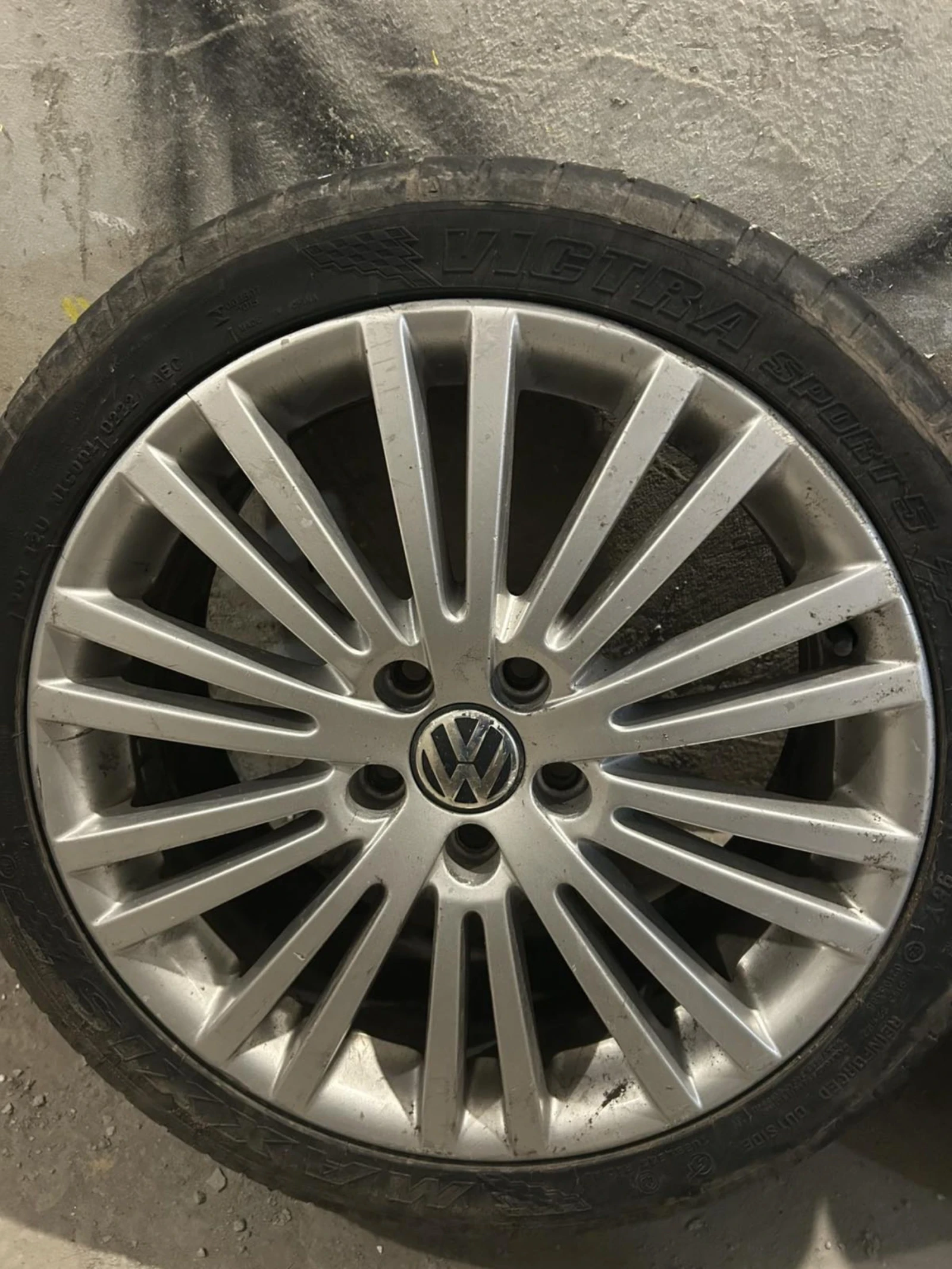 ���� � ������ 235/40R18 �� VW | Mobile.bg � ����������� 4