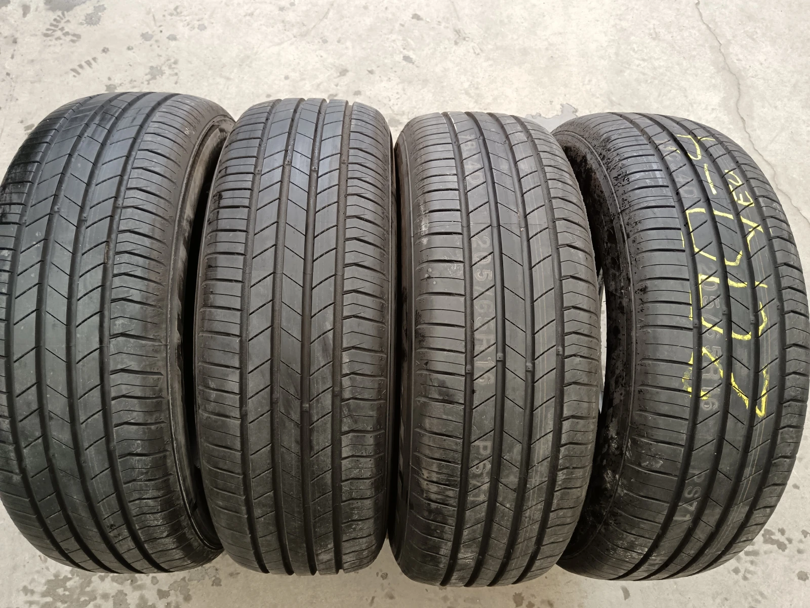 Гуми Летни 205/65R16