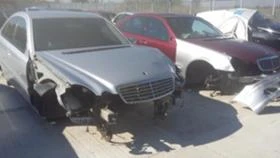 Mercedes-Benz E 220, снимка 3