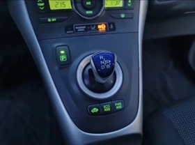 Toyota Auris Хибрид, снимка 12