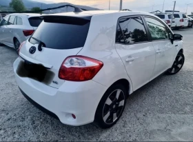 Toyota Auris Хибрид, снимка 2