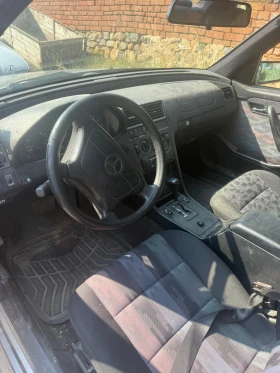 Mercedes-Benz C 180 ГАЗ, снимка 8