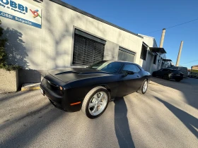 Dodge Challenger 5.7 V8 HEMI ОБСЛУЖЕН ЗАСТРАХОВКИ, снимка 10