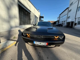 Dodge Challenger 5.7 V8 HEMI   | Mobile.bg    8