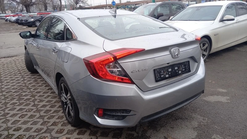 Honda Civic FULL ИЗКЛЮЧИТЕЛНА СЕРВИЗ КНИЖК ОБСЛУЖЕН УНИКАТ НОВ, снимка 3 - Автомобили и джипове - 12148922