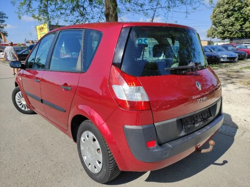 Renault Scenic 1.5 dci 106 k c., снимка 7 - Автомобили и джипове - 47138284