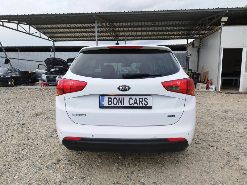 Kia Ceed 1.6D CRDi 16V, снимка 5 - Автомобили и джипове - 42840324