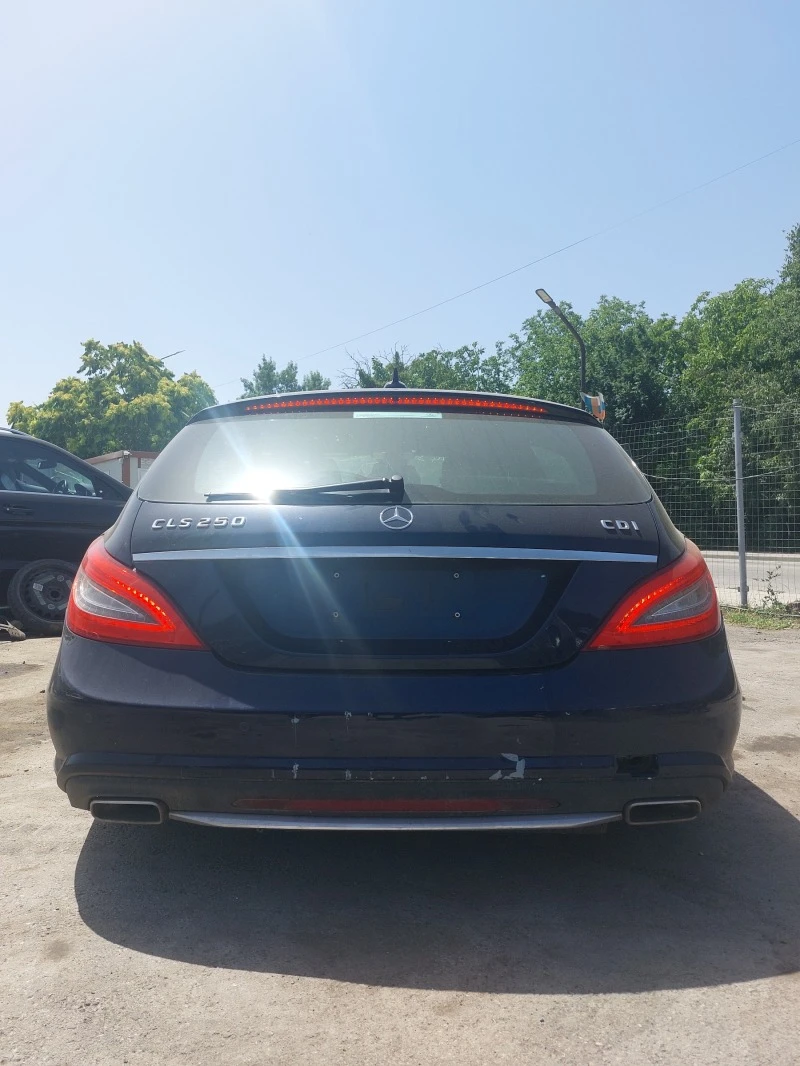 Mercedes-Benz CLS 250 CDI AMG W218 Комби, снимка 6 - Автомобили и джипове - 46342016