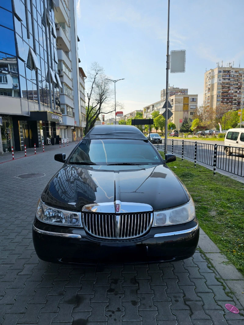 Lincoln Town car Superior, снимка 2 - Автомобили и джипове - 47511313