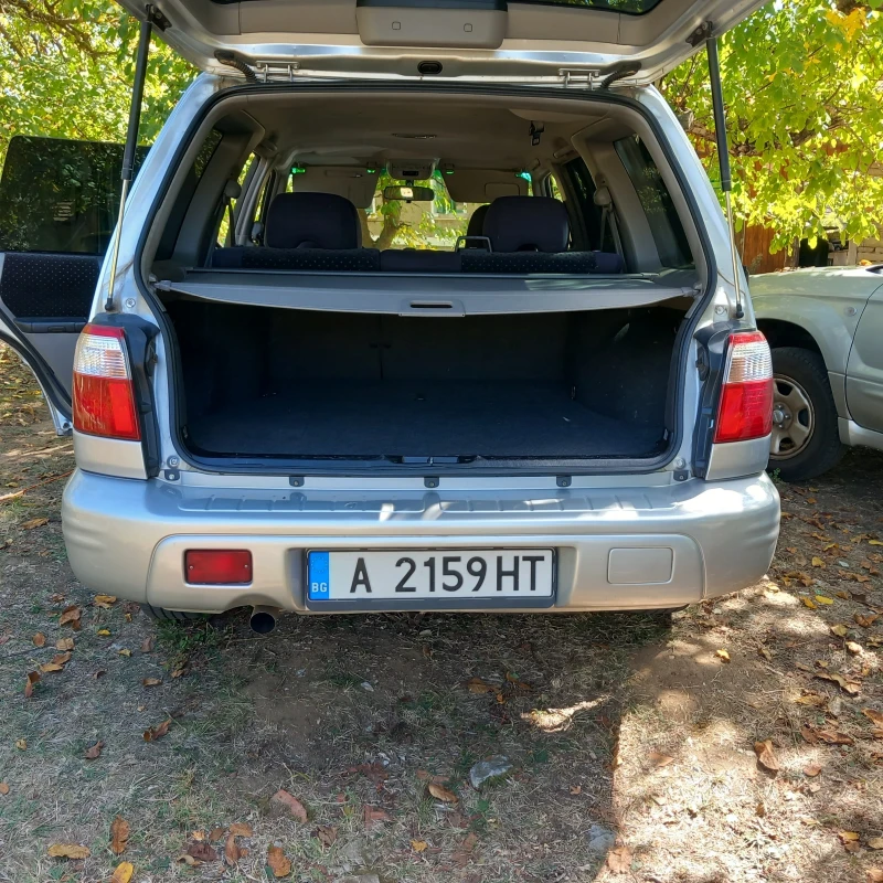 Subaru Forester 2.0  125к.с. АВТОМАТ, снимка 7 - Автомобили и джипове - 47395193