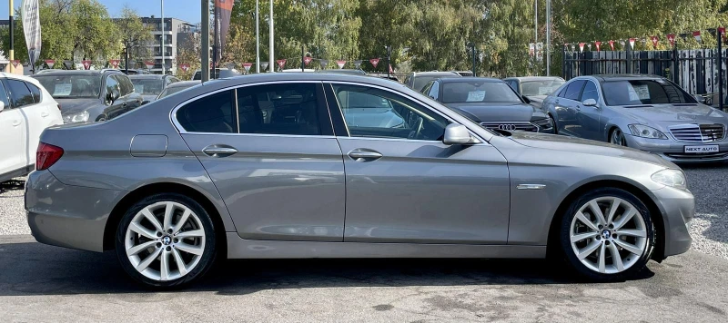 BMW 530 D 245HP НАВИ КОЖА , снимка 4 - Автомобили и джипове - 47716391