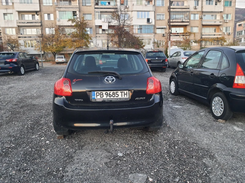 Toyota Auris 1.4VVT-I, снимка 6 - Автомобили и джипове - 48035323