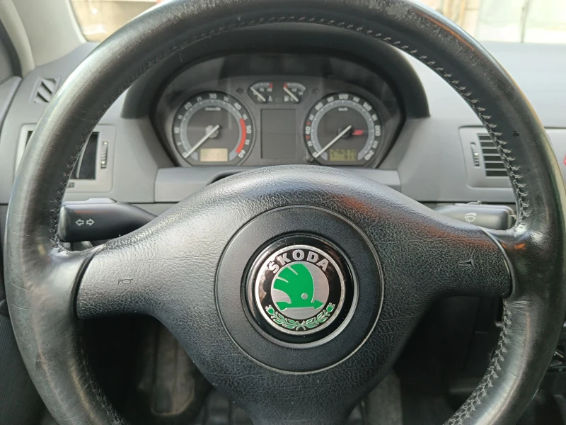 Skoda Fabia 1.4TDI/Климатик , снимка 8 - Автомобили и джипове - 48908917