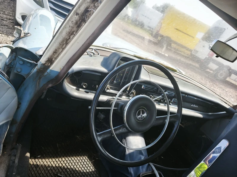Mercedes-Benz 110, снимка 5 - Автомобили и джипове - 53498908