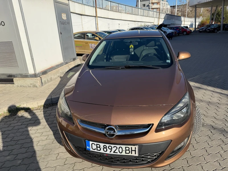 Opel Astra, снимка 3 - Автомобили и джипове - 51349192