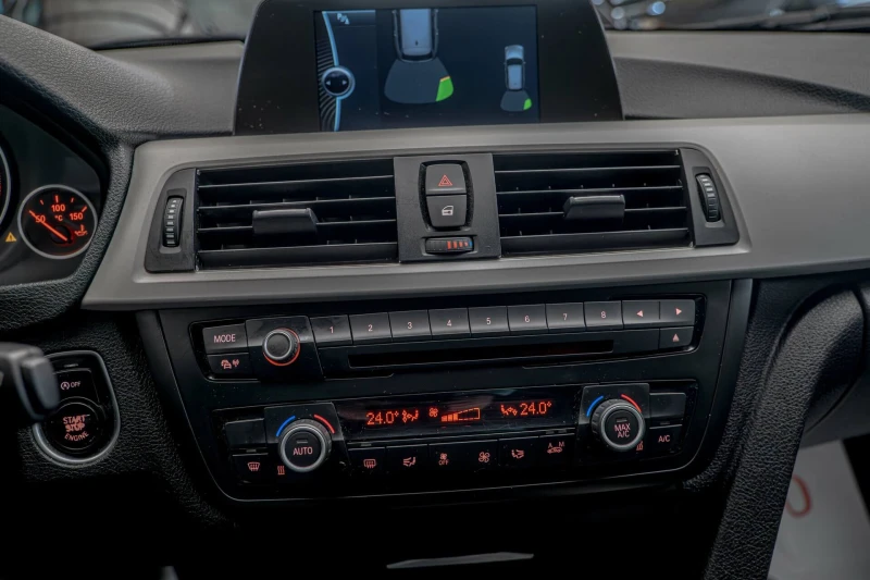 BMW 320 d/PDC/Xenon/Navi/M-Perf/Cruise Control, снимка 12 - Автомобили и джипове - 52798303