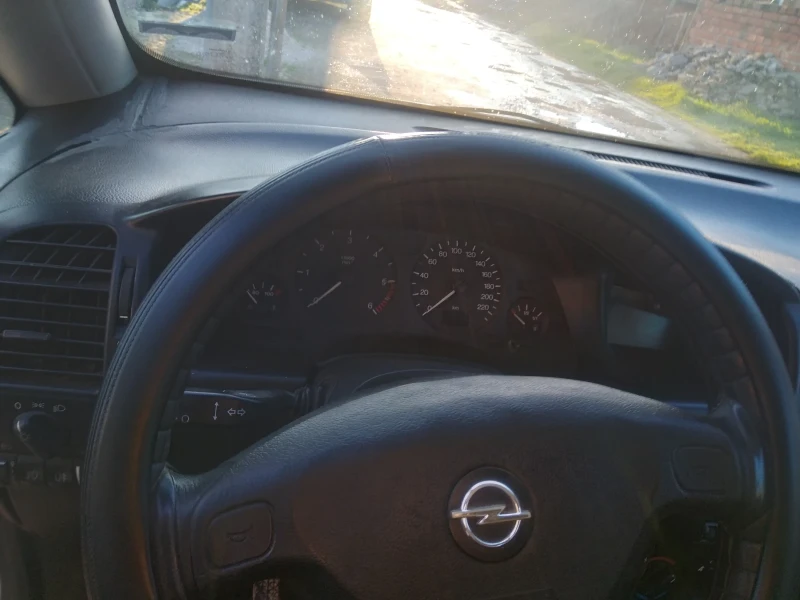 Opel Zafira, снимка 5 - Автомобили и джипове - 52906406