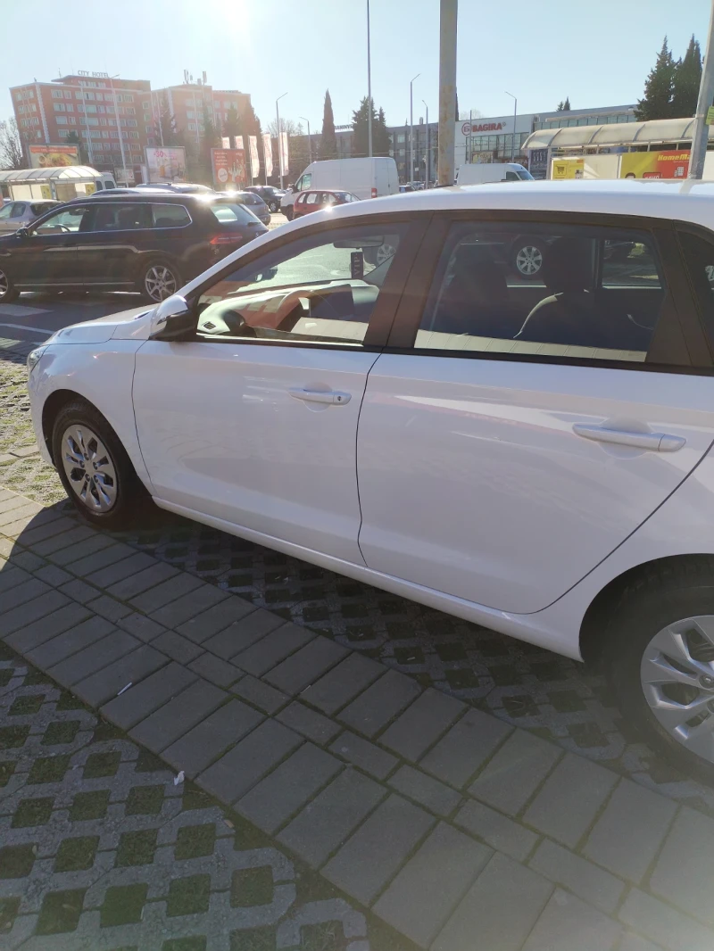 Hyundai I30, снимка 5 - Автомобили и джипове - 52968052