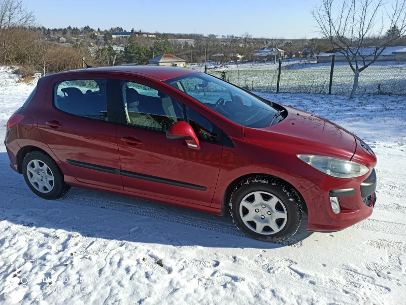 Peugeot 308 Лек автомобил , снимка 11 - Автомобили и джипове - 53042386