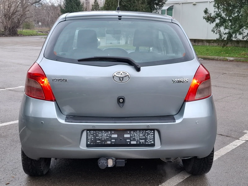 Toyota Yaris 1.3i 87hp * АВТОМАТИК * КЛИМАТИК * EURO 4 * ЛИЗИНГ, снимка 5 - Автомобили и джипове - 53055551