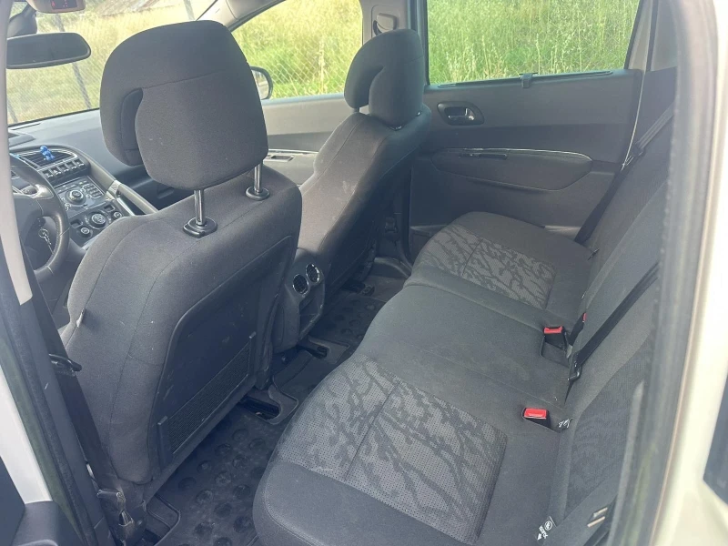 Peugeot 3008, снимка 7 - Автомобили и джипове - 53377661