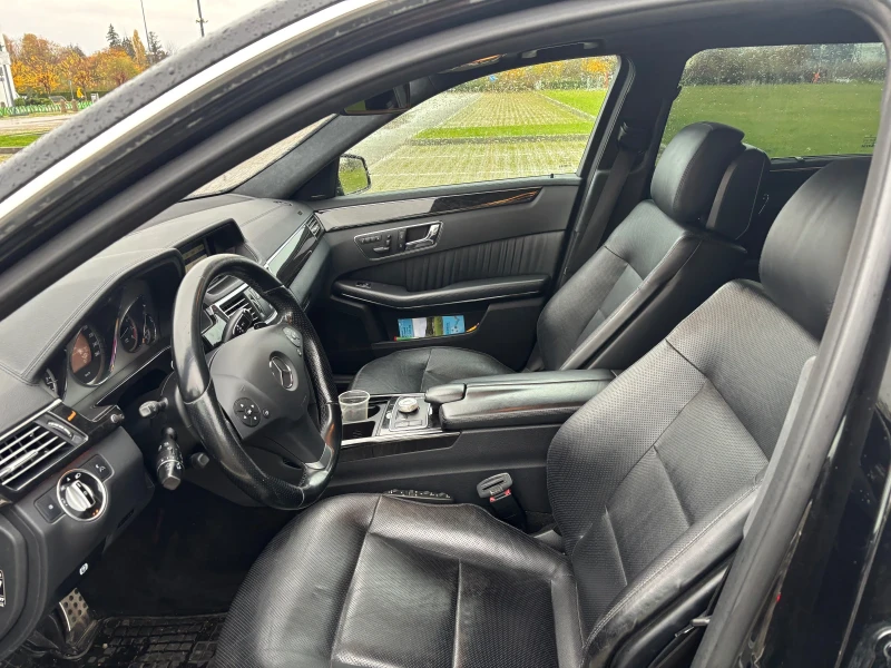 Mercedes-Benz E 350 CGI Avantgarde , снимка 8 - Автомобили и джипове - 53494953