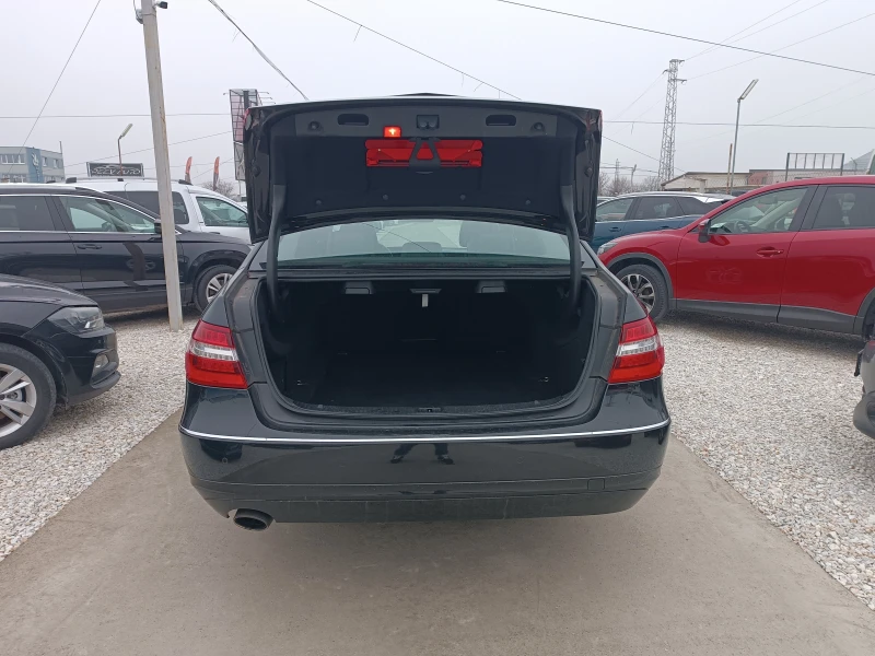 Mercedes-Benz E 200, снимка 15 - Автомобили и джипове - 53535555