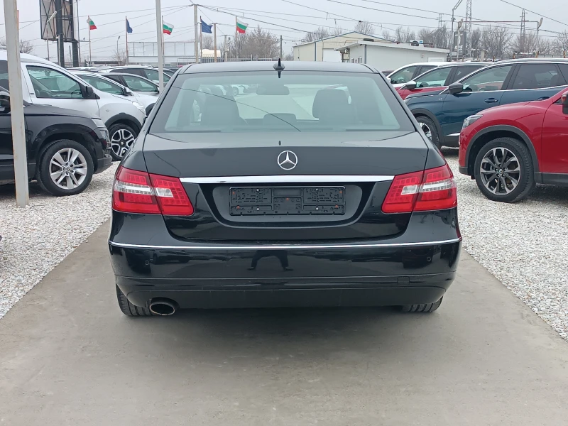 Mercedes-Benz E 200, снимка 6 - Автомобили и джипове - 53535555