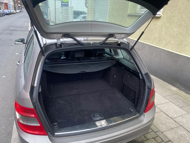 Mercedes-Benz C 180 Компресор, снимка 5 - Автомобили и джипове - 53597984