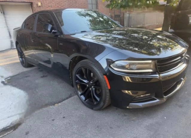 Dodge Charger SXT 3.6L V-6 DOHC, VVT, 292HP, снимка 1 - Автомобили и джипове - 48110438