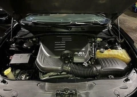 Dodge Charger SXT 3.6L V-6 DOHC, VVT, 292HP, снимка 9 - Автомобили и джипове - 48110438