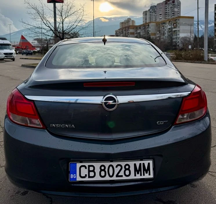 Opel Insignia 2.0 CDTI 160 к.с., снимка 4 - Автомобили и джипове - 48359669