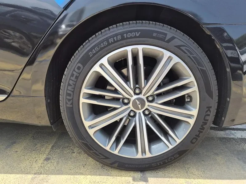 Genesis G80 3.3 AWD, снимка 12 - Автомобили и джипове - 54421530