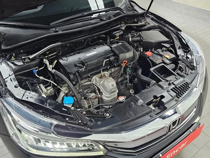 Honda Accord  2.4 9Th Generation, снимка 6 - Автомобили и джипове - 56699360