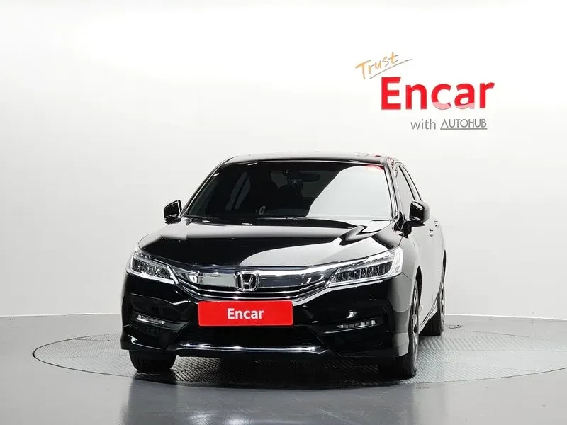 Honda Accord  2.4 9Th Generation, снимка 3 - Автомобили и джипове - 56699360