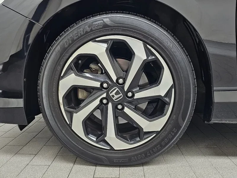 Honda Accord  2.4 9Th Generation, снимка 5 - Автомобили и джипове - 56699360