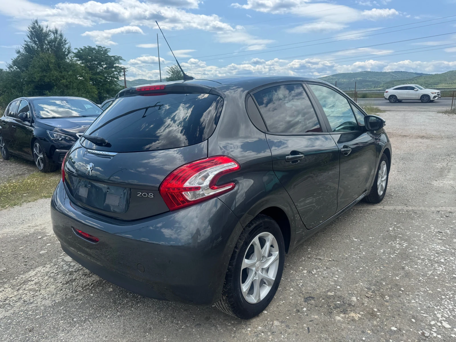 Peugeot 208 1.2VTI Style evro 6 - изображение 5
