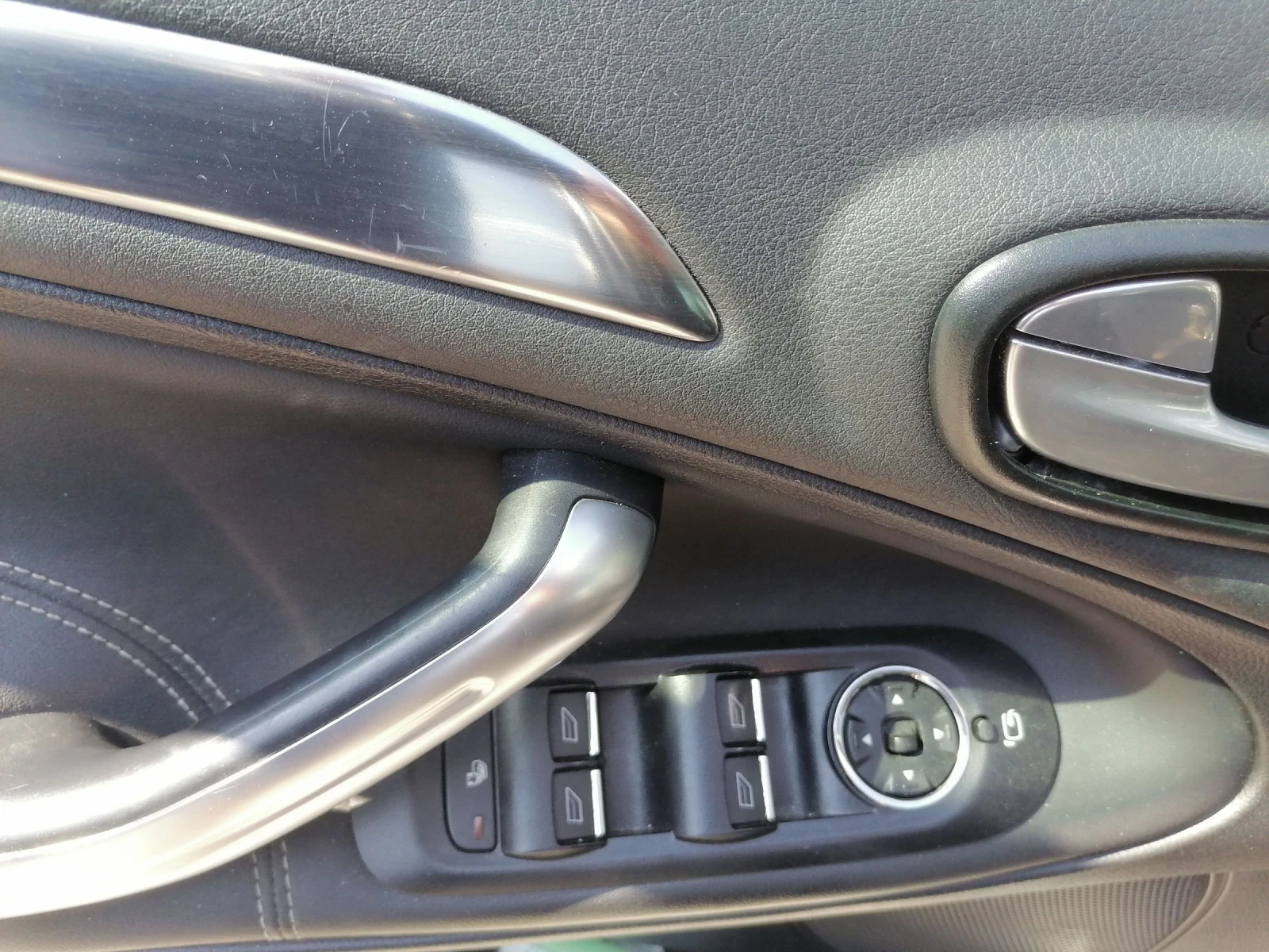 Ford S-Max  - изображение 10