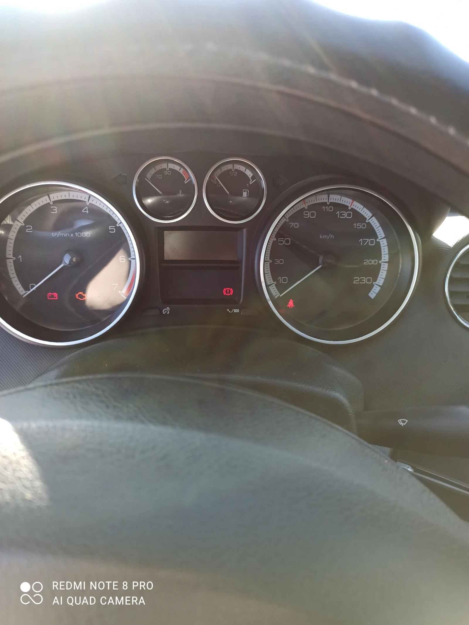 Peugeot 308 Лек автомобил  - изображение 9