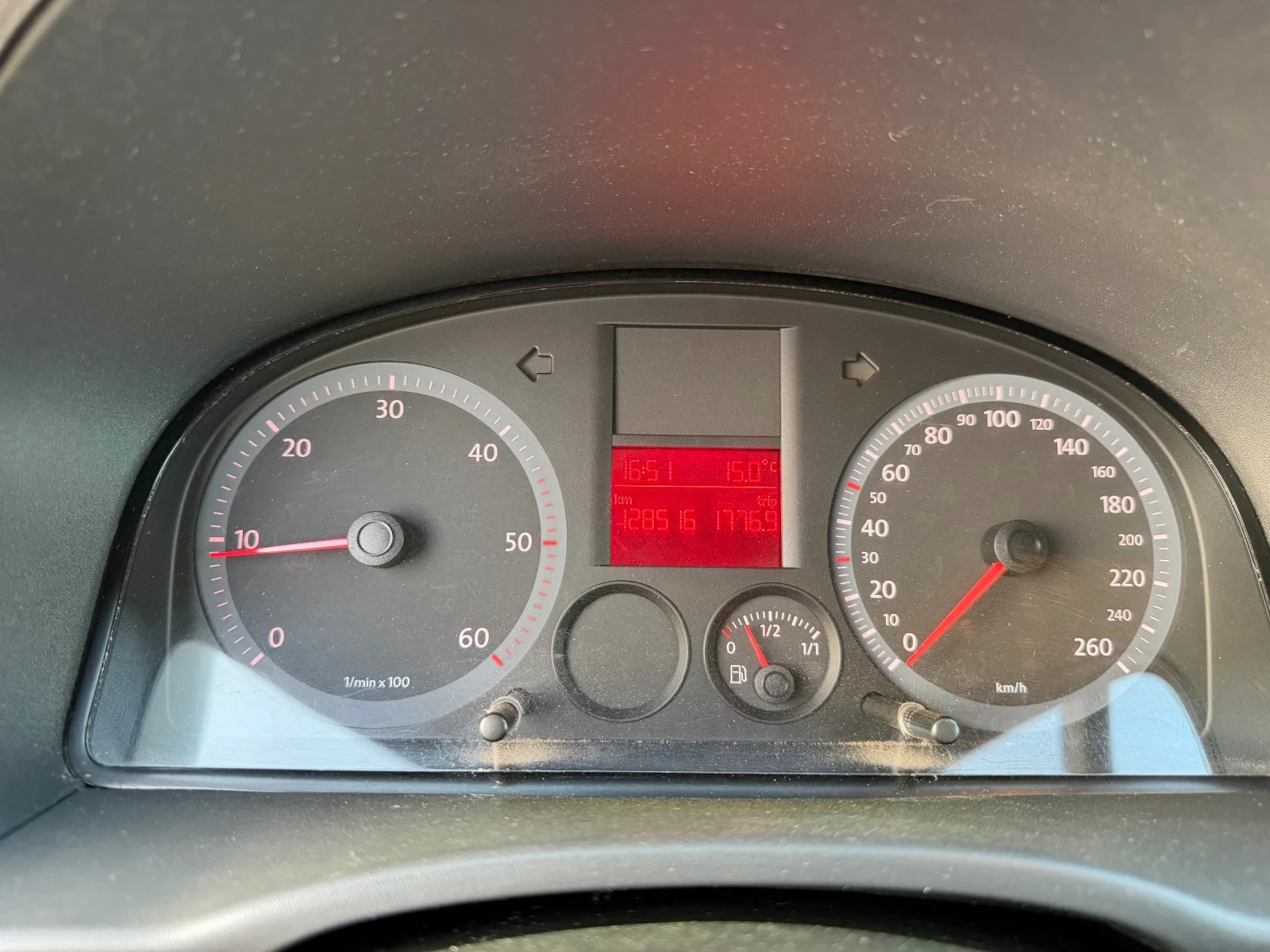 VW Caddy 2.0SDI-70PS, снимка 14 - Автомобили и джипове - 53741960